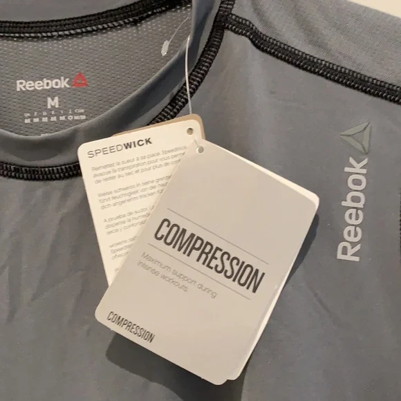 Men’s Reebok training shirt - Picture 2 of 5